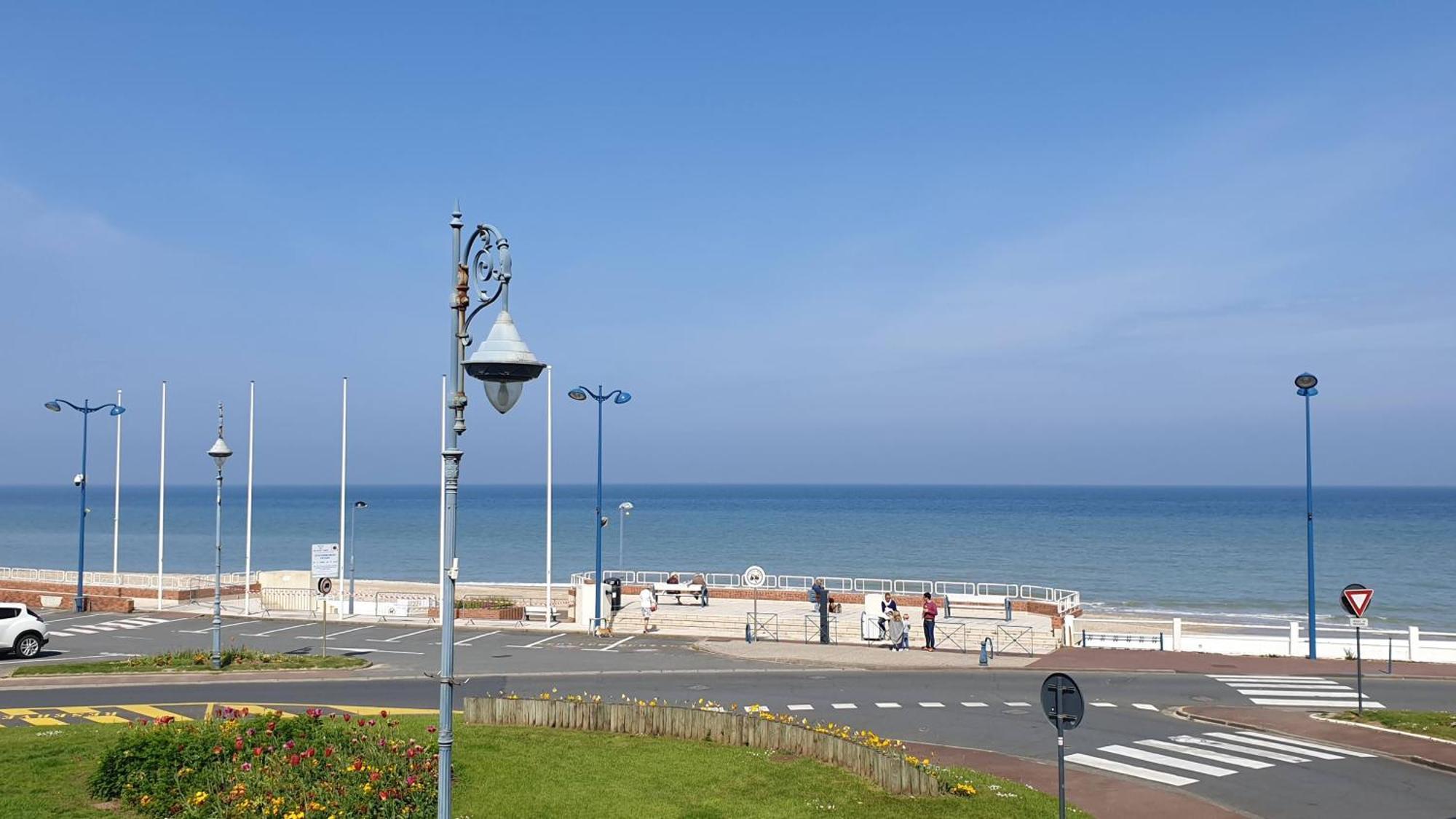 Plazza Front De Mer Villers-sur-Mer Exterior photo