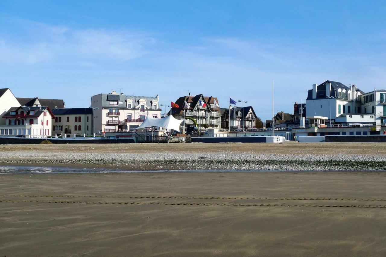 Plazza Front De Mer Villers-sur-Mer Exterior photo