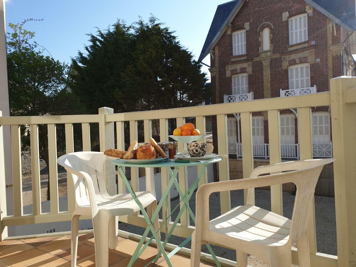 Plazza Front De Mer Villers-sur-Mer Exterior photo