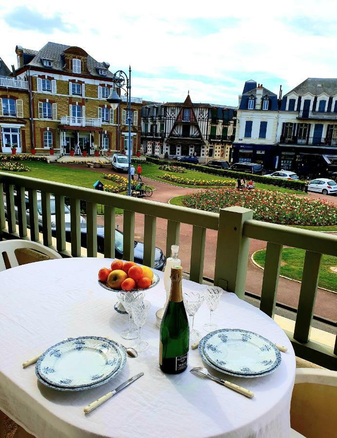 Plazza Front De Mer Villers-sur-Mer Exterior photo