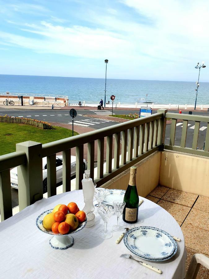 Plazza Front De Mer Villers-sur-Mer Exterior photo